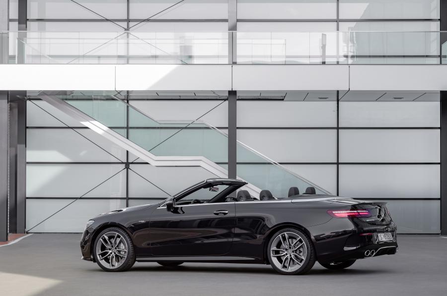  Mercedes-AMG E53 4Matic+ Cabriolet (A238) 2018 года  (WW) (фото 9 из 18)